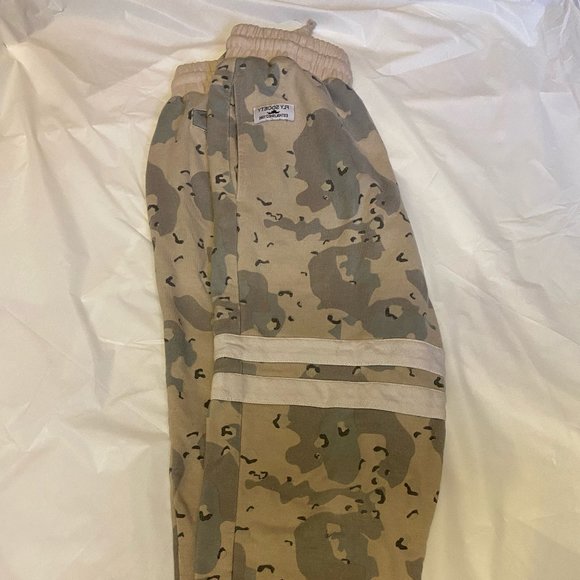 Camouflage Sweatpants - Picture 2 of 5